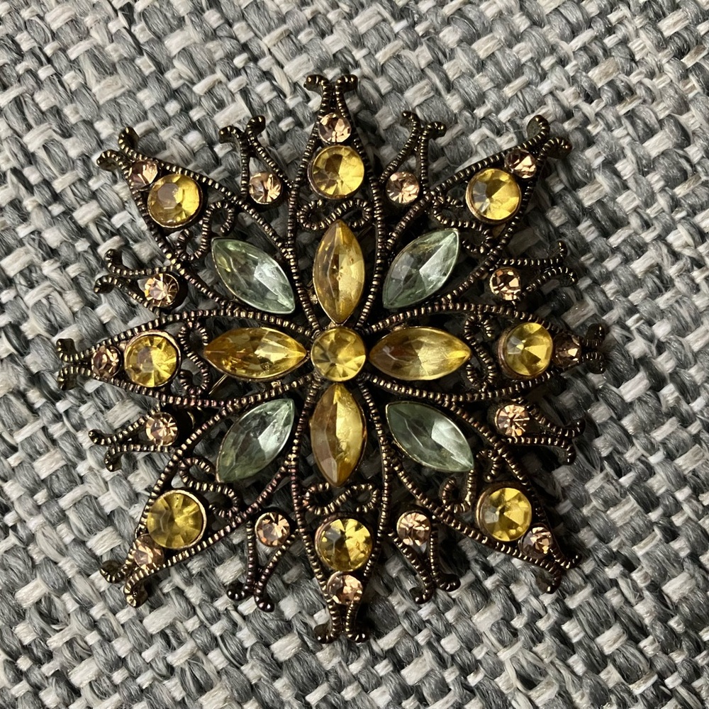 Vintage Brass-toned Filigree Brooch with yellow and green gems